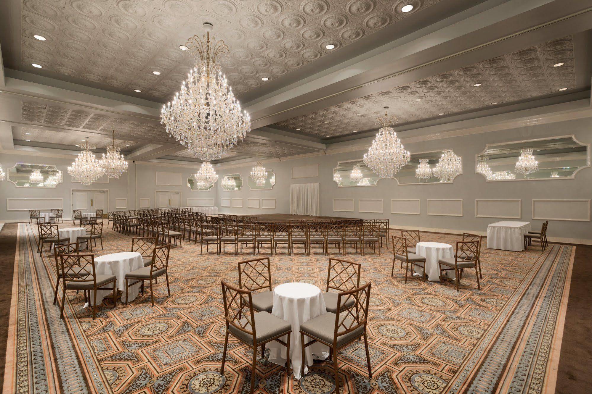 Hilton Garden Inn Oakbrook Terrace Dış mekan fotoğraf